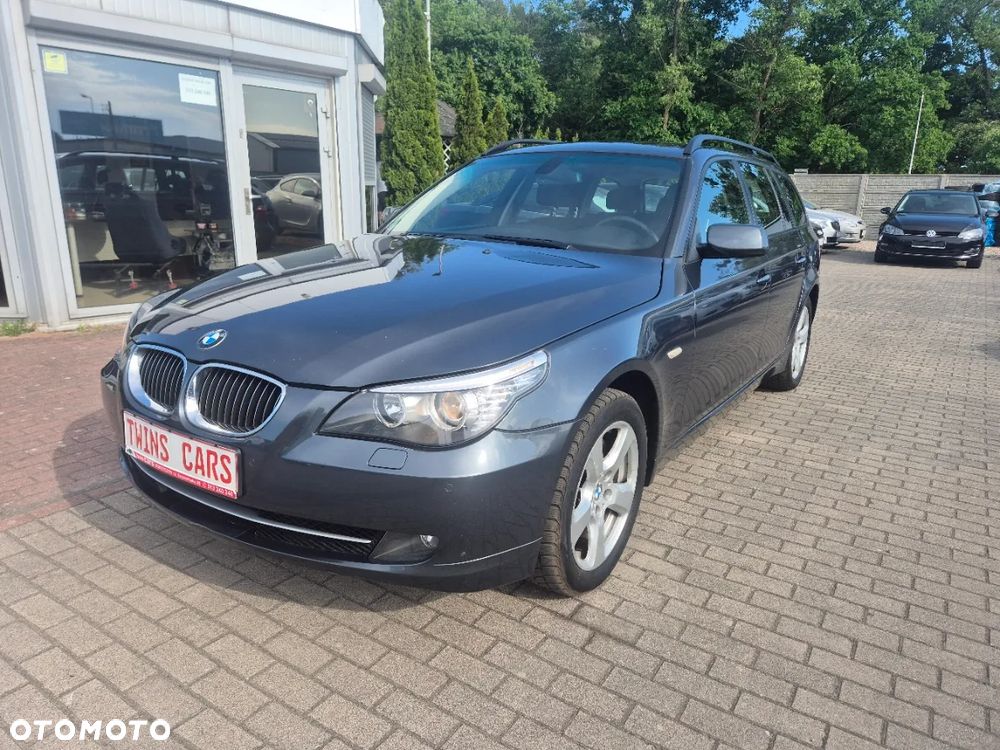 BMW Seria 5 525i