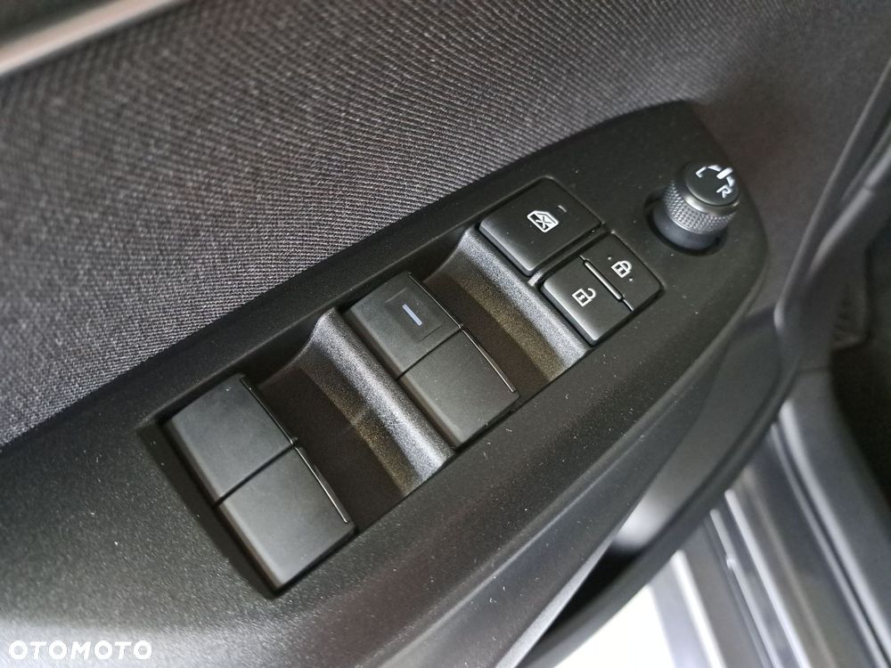 Toyota Yaris Hybrid 1.5 Style - 35