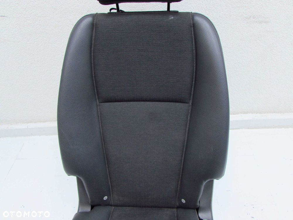 VOLVO XC90 FOTEL SIEDZENIE TYL PRAWY MATERIAL II RZAD ISOFIX 02-14 - 4