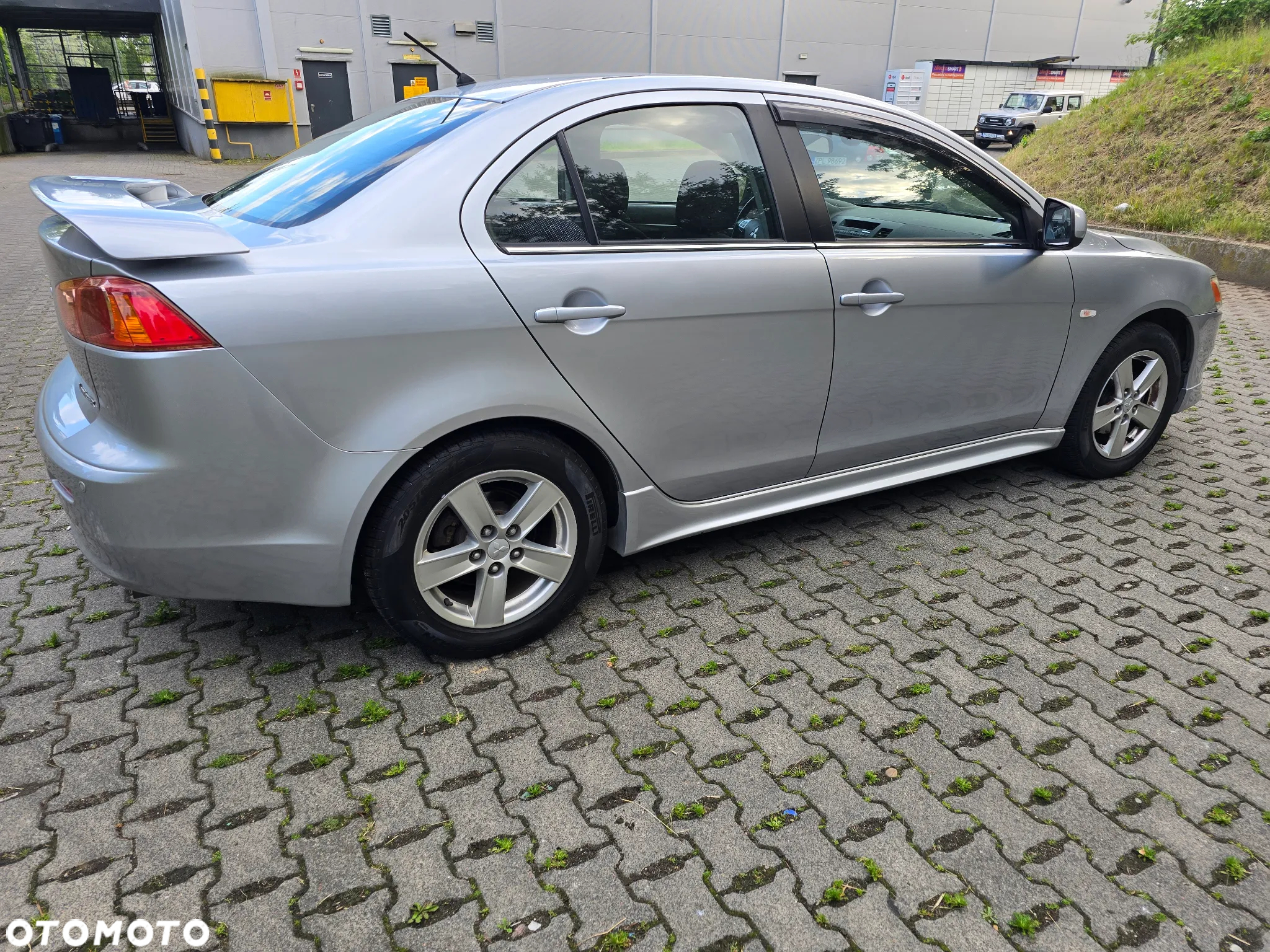 Mitsubishi Lancer 1.8 Intense CVT - 9
