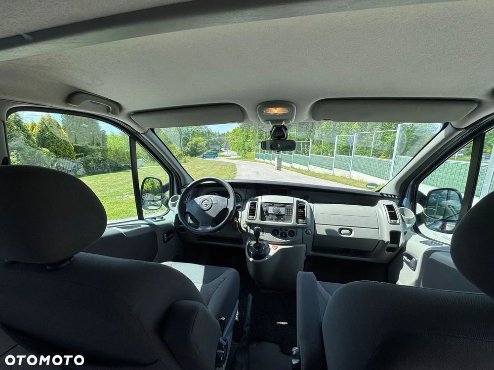 Opel Vivaro - 18