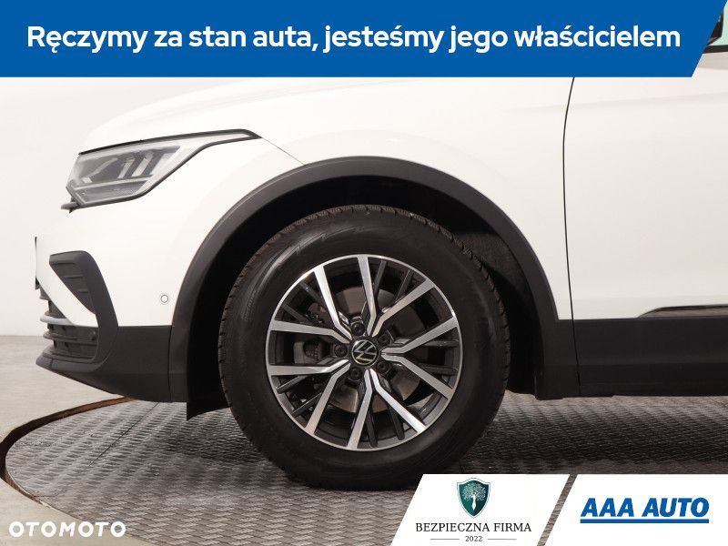 Volkswagen Tiguan - 17