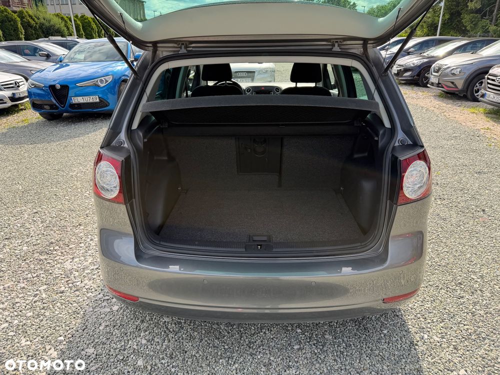 Volkswagen Golf Plus 1.6 Automatik Tour - 33