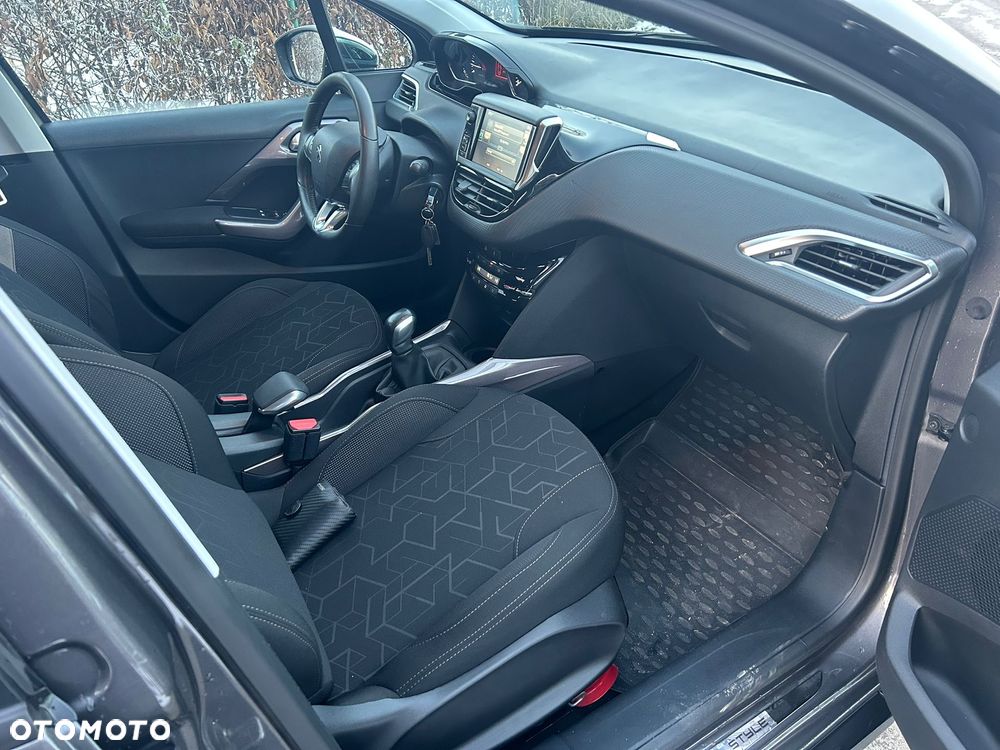 Peugeot 2008 PureTech 82 Active - 9