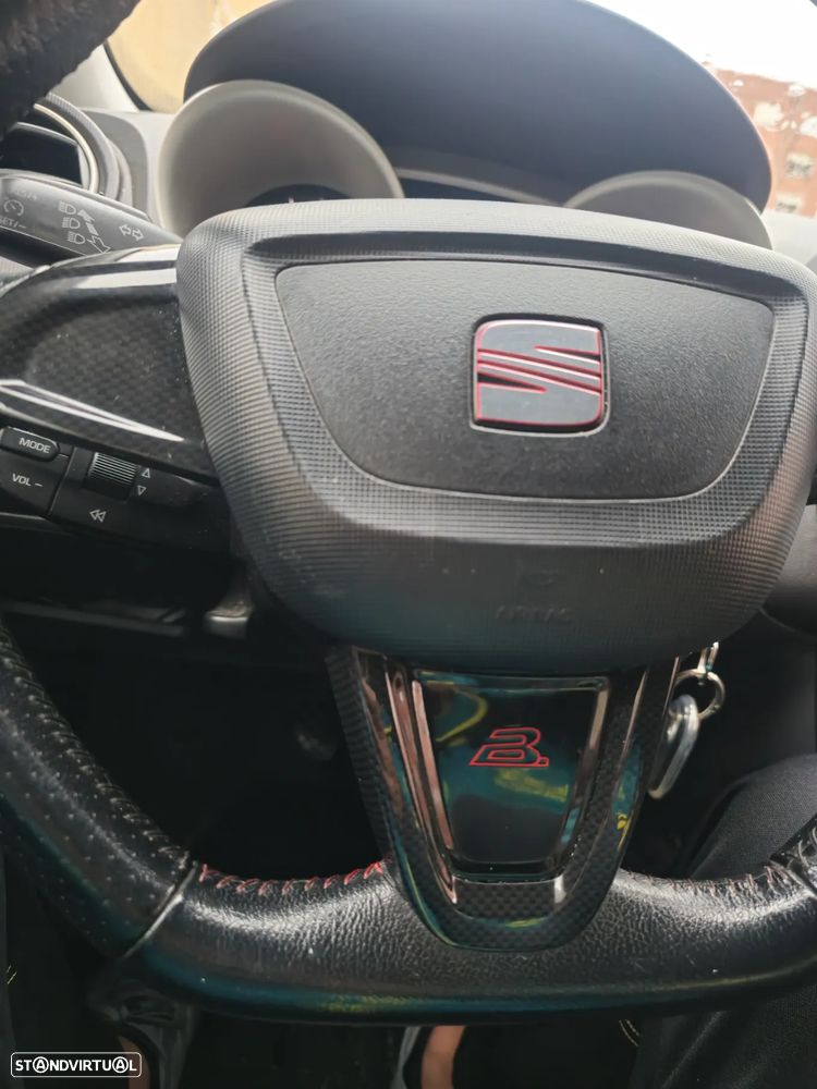 SEAT Ibiza SC 1.6 TDi DPF - 5