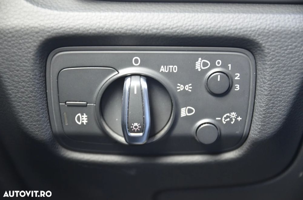 Audi A3 Limuzina 1.6 TDI clean Ambiente - 15