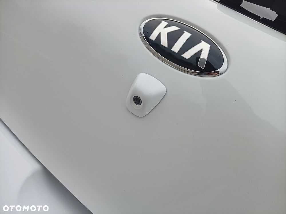 Kia Ceed - 22