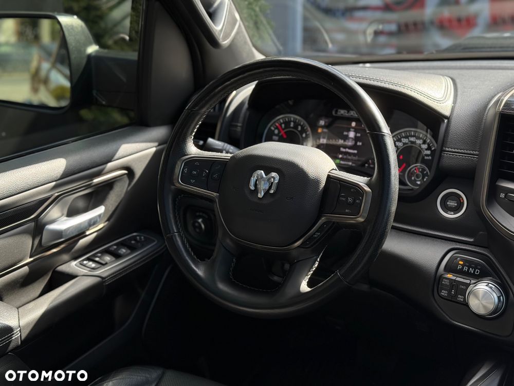 RAM 1500 Crew Cab Sport - 22