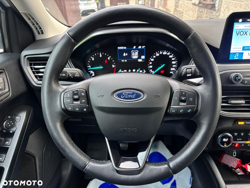 Ford Focus 1.5 EcoBlue STart-Stopp-System TITANIUM - 16