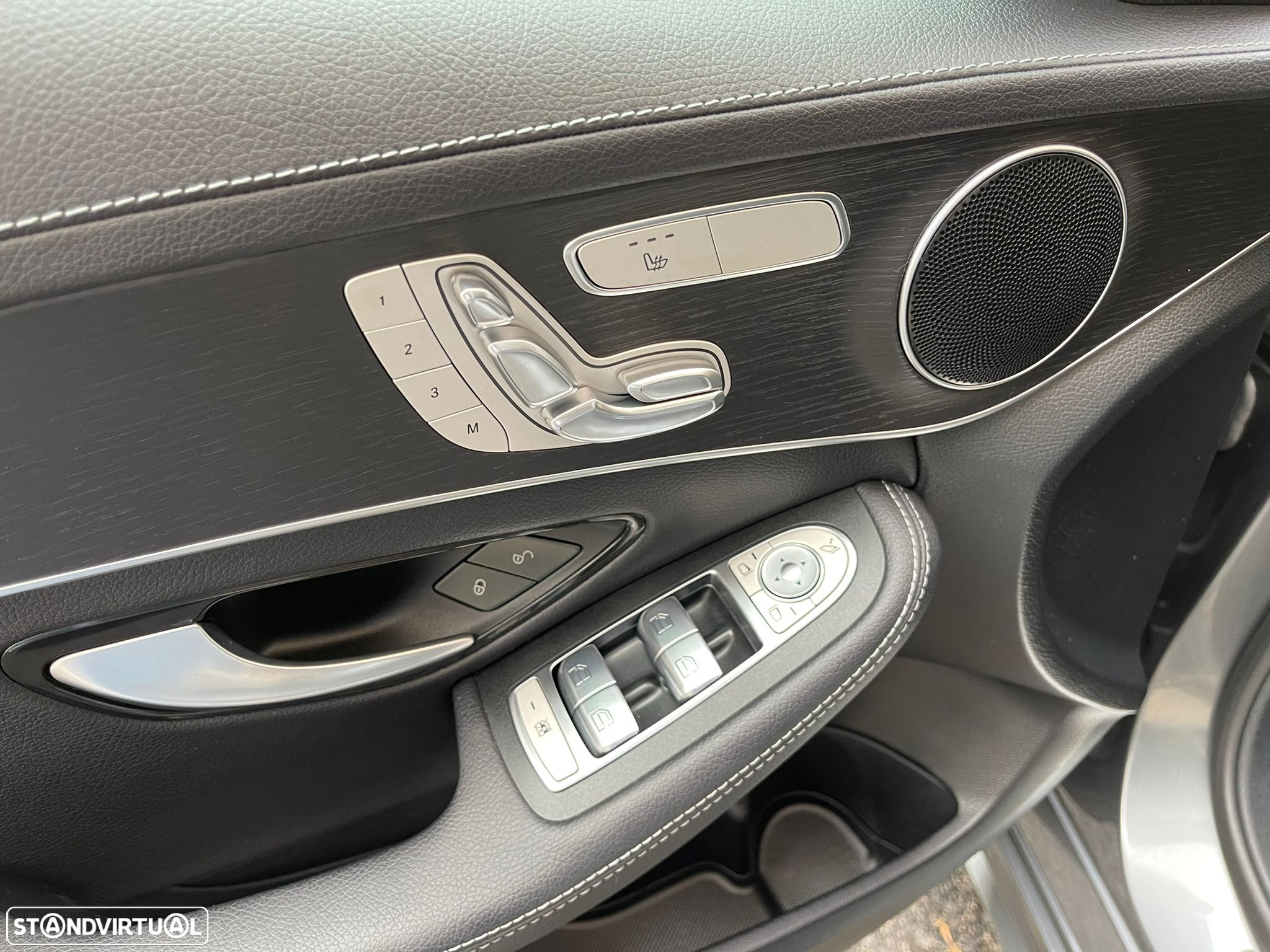 Mercedes-Benz C 220 d AMG Line - 35