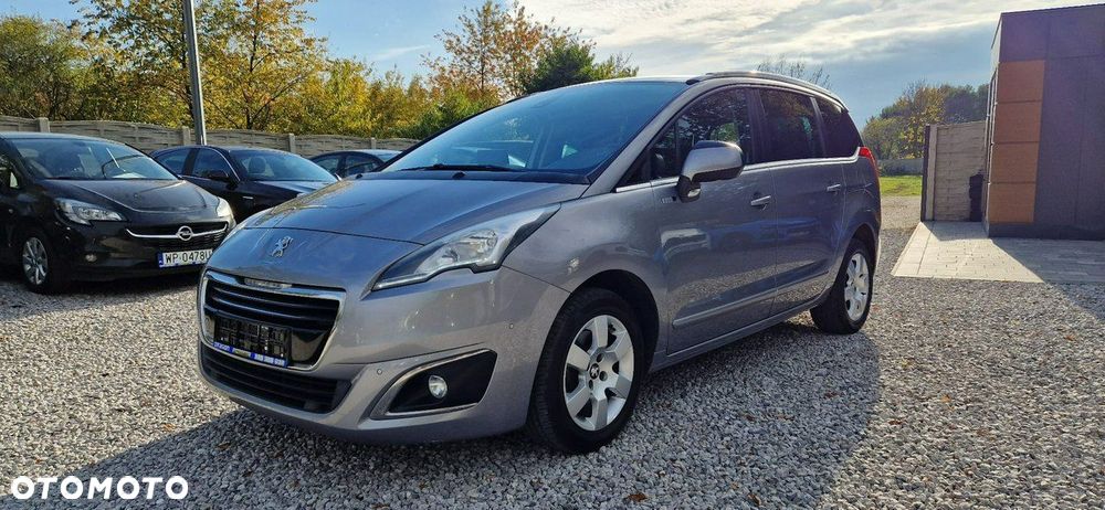 Peugeot 5008 - 2
