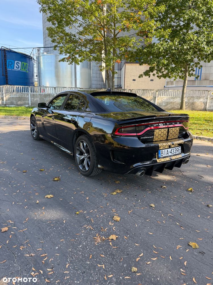Dodge Charger - 4