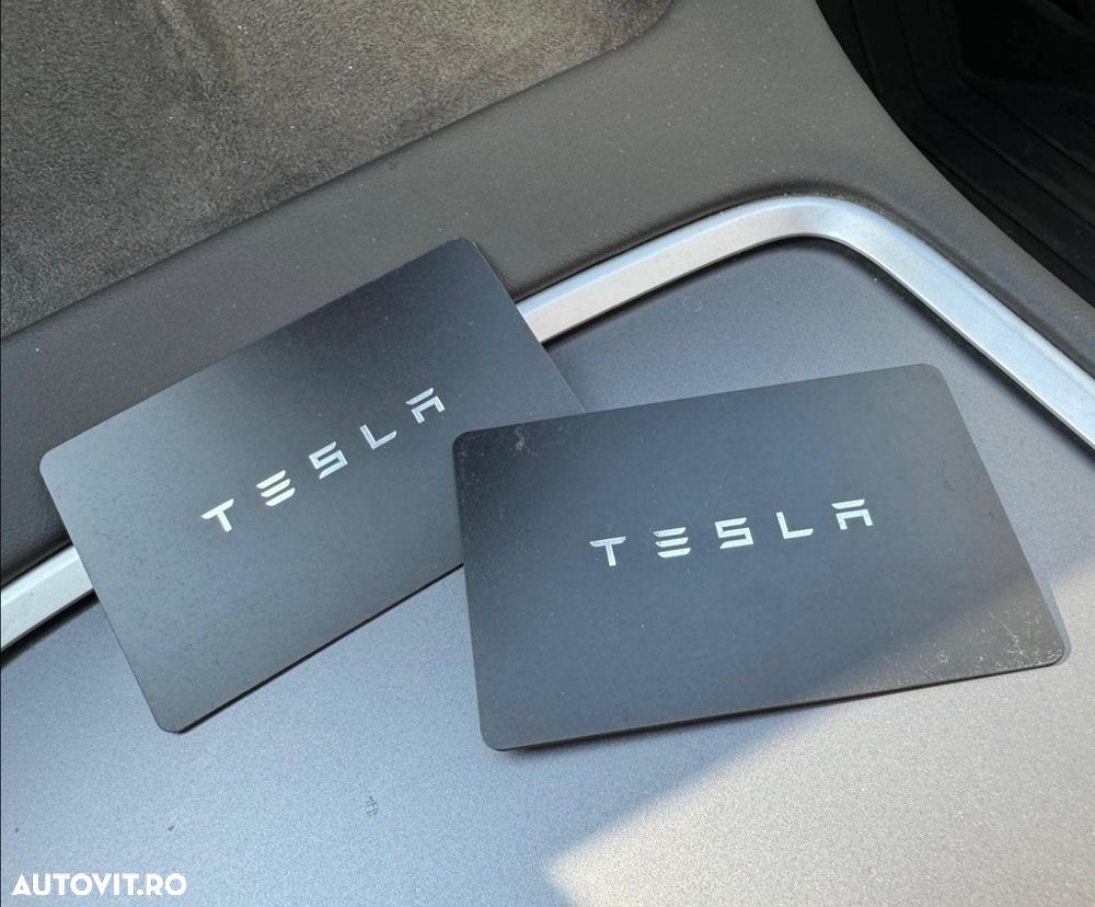 TESLA Model 3 2022 — imagine 15