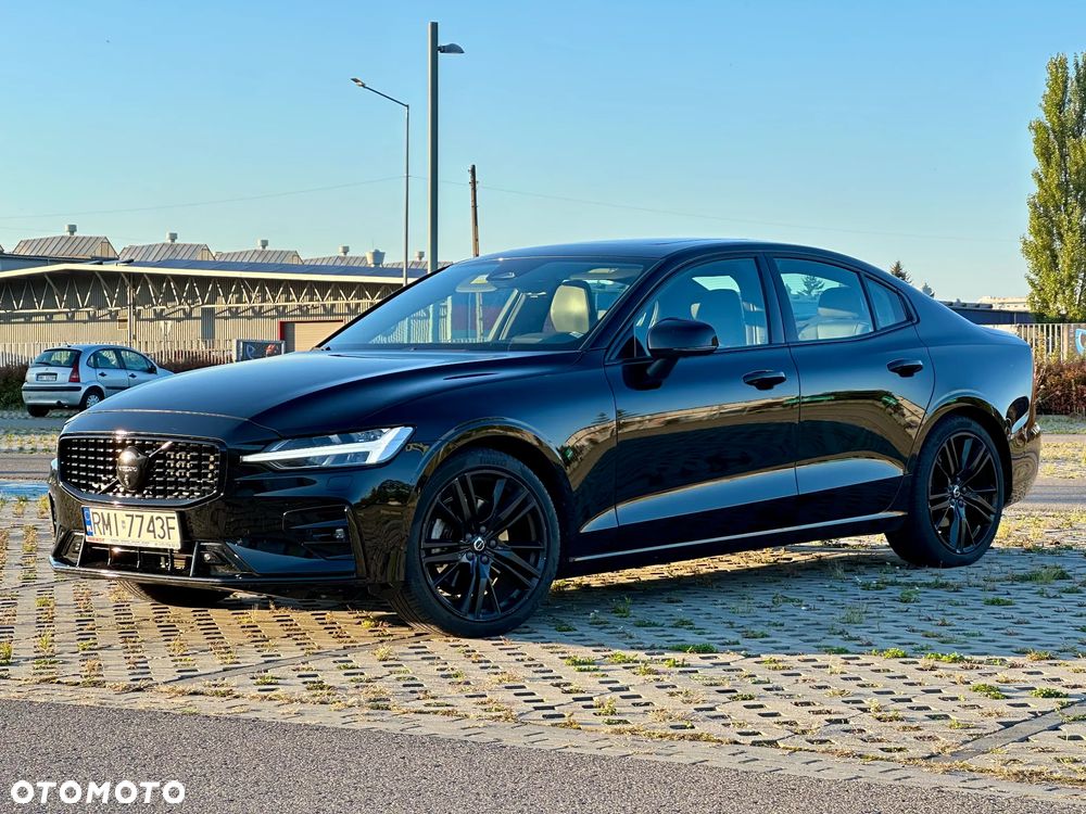 Volvo S60 2023 photo 3