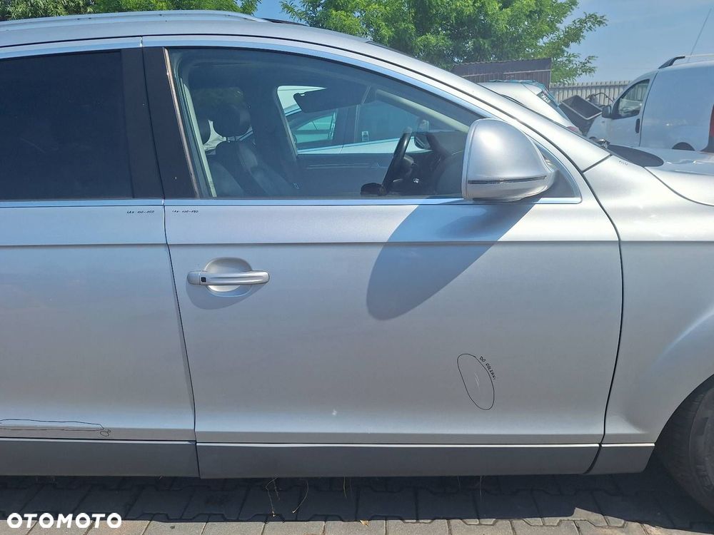 DRZWI KOMPLETNE PRAWY PRZÓD AUDI Q7 I LY7W - 1