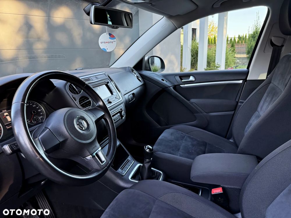 Volkswagen Tiguan - 10