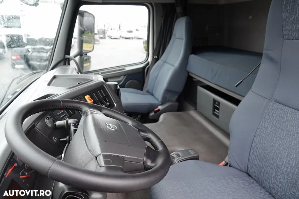 Volvo FM 450 / ADR / JANTE ALIE / GREUTATE: 6900KG / EURO 5 / DUPA CONTRACTUL DE SERVICE - 24