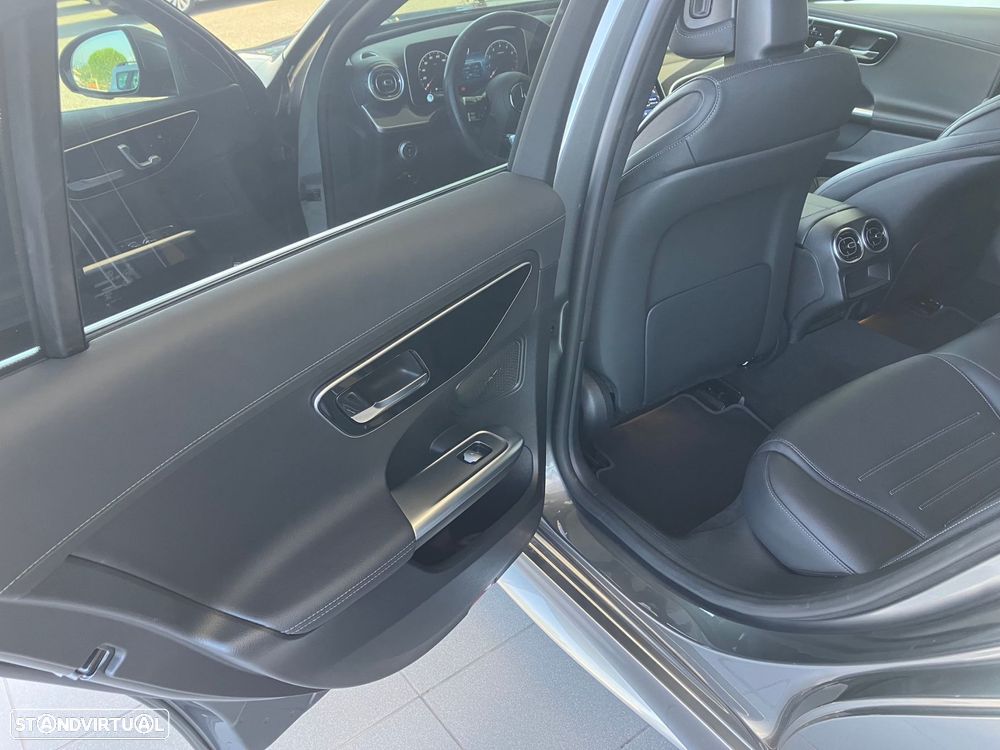 Mercedes-Benz C 180 - 21