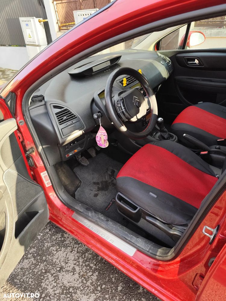 Citroen C4 2006 photo 3