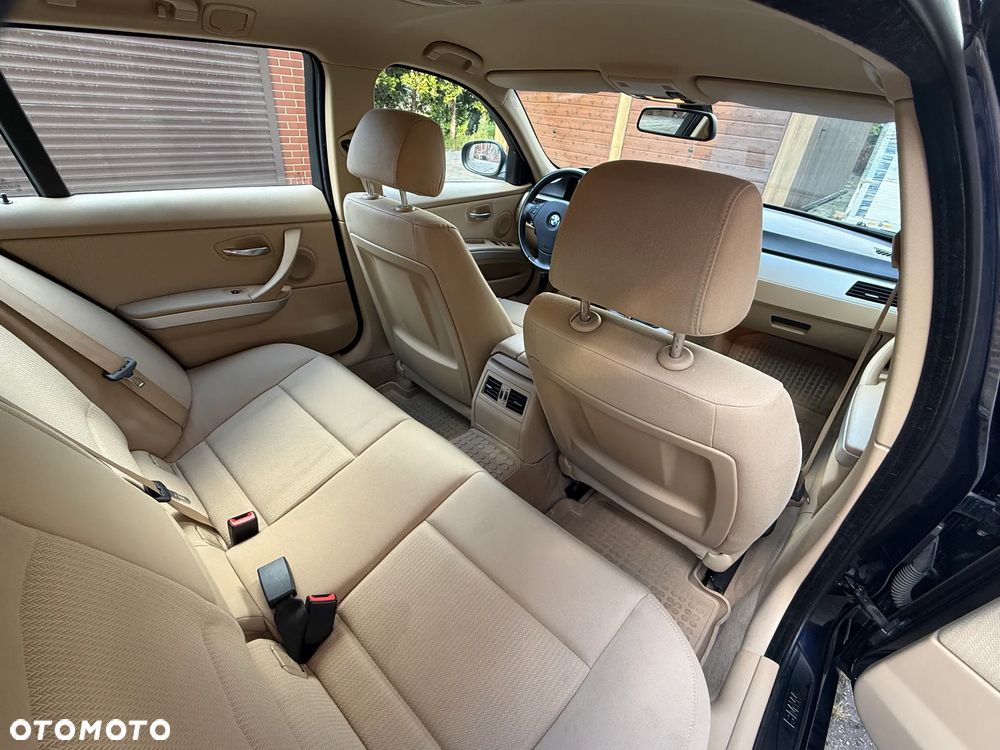 BMW Seria 3 - 14