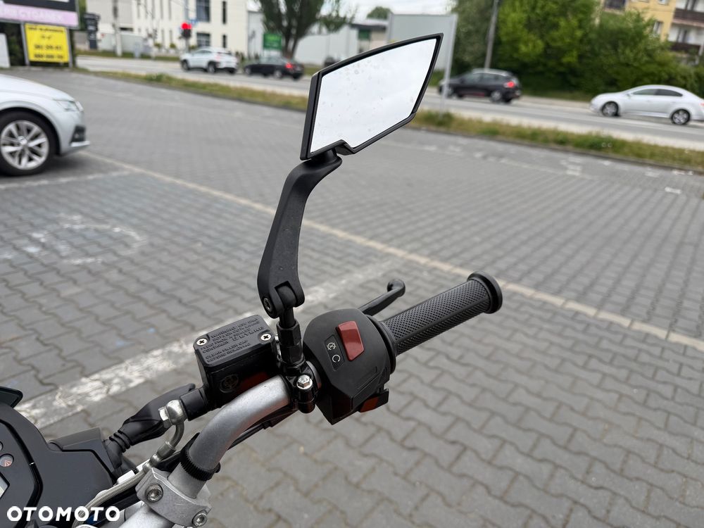 KTM Duke 125 - 8