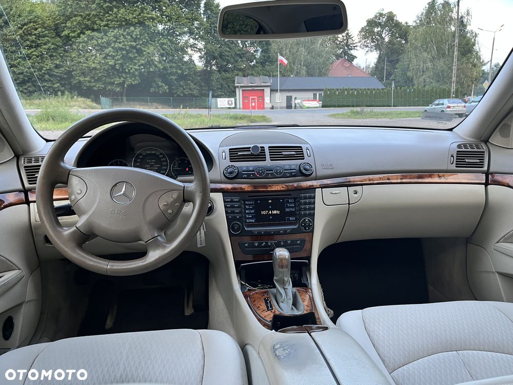 Mercedes-Benz Klasa E 280 CDI Elegance - 33