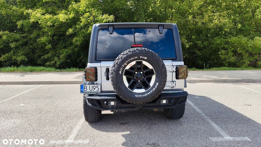Jeep Wrangler - 10