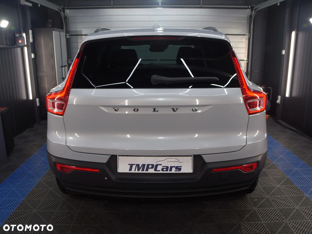Volvo XC 40 - 23