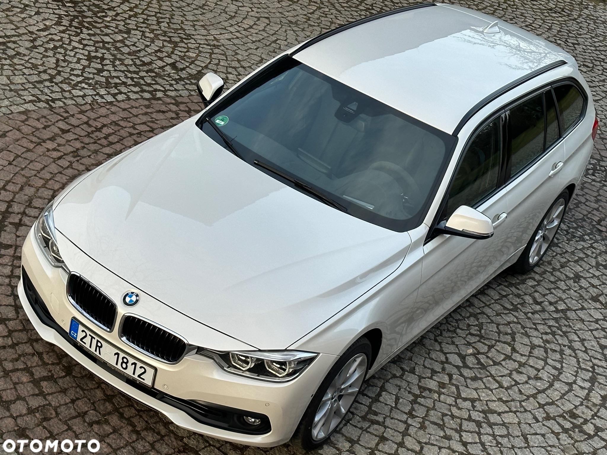 BMW Seria 3 335d Touring xDrive Luxury Line - 9