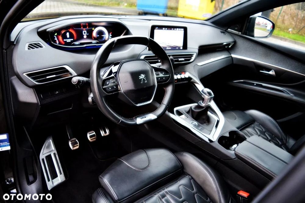 Peugeot 5008 PureTech 130 Stop & Start Allure Business-Paket - 29