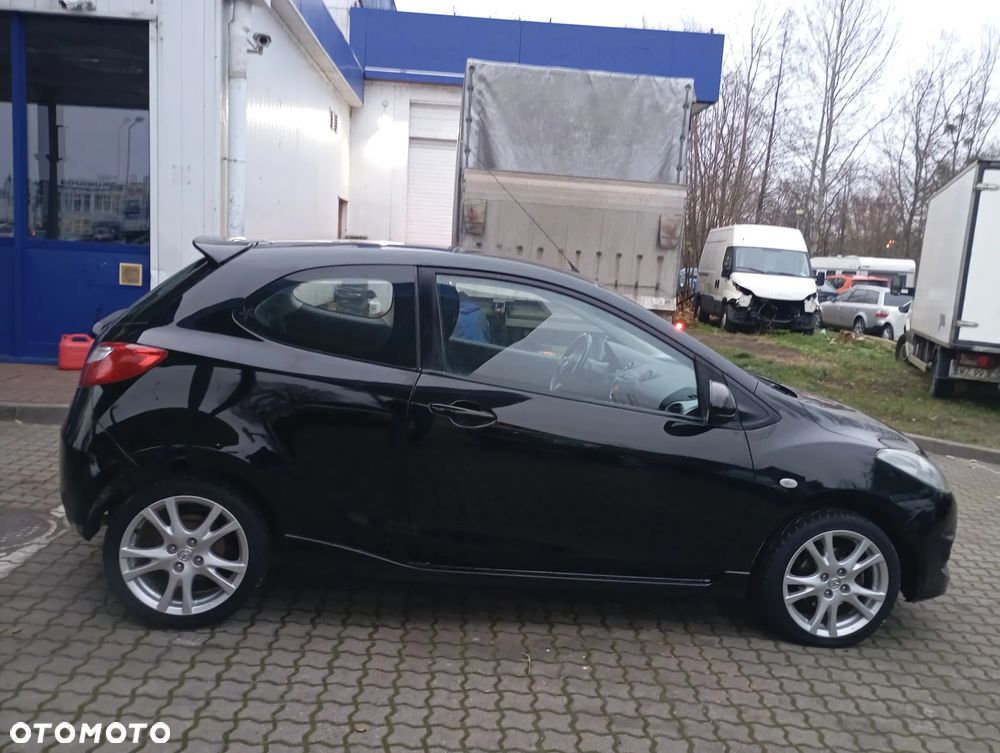 Mazda 2 1.5 Sport Dynamic - 24