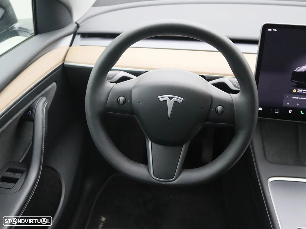 Tesla Model Y RWD - 7