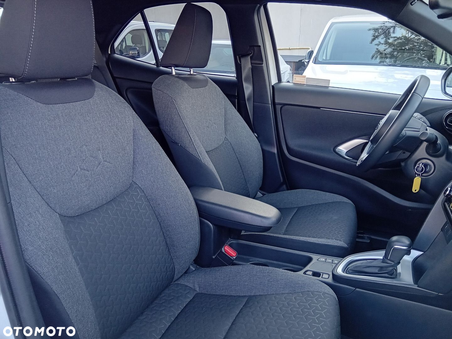 Toyota Yaris Cross - 30