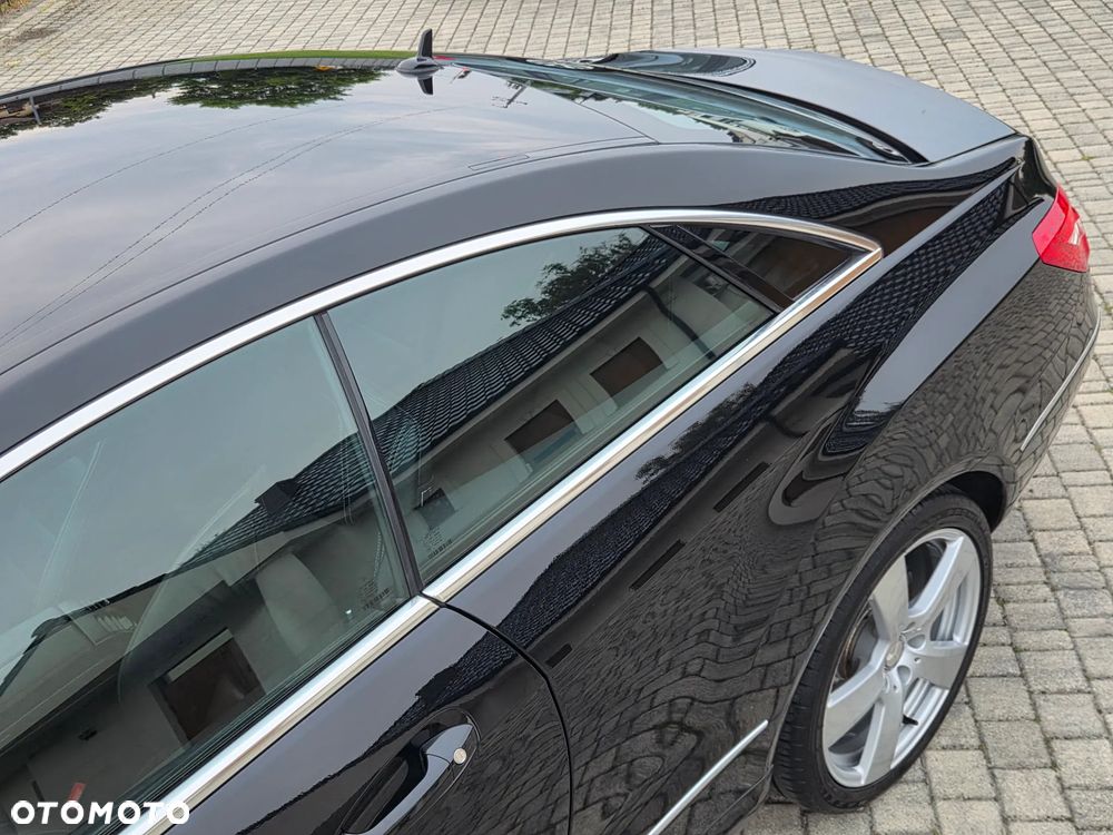 Mercedes-Benz Klasa E 250 CGI BlueEFFICIENCY Automatik Avantgarde - 31
