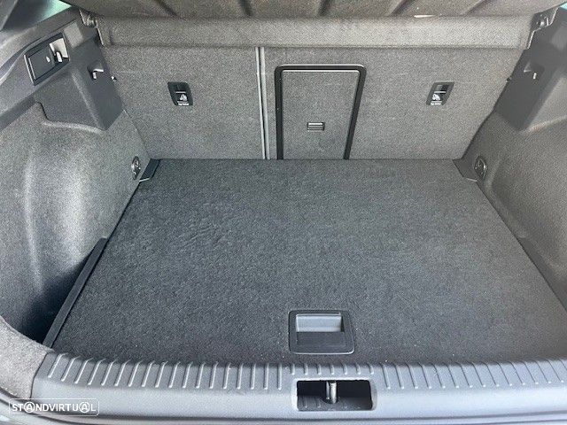 Cupra Formentor 1.5 TSI DSG - 11