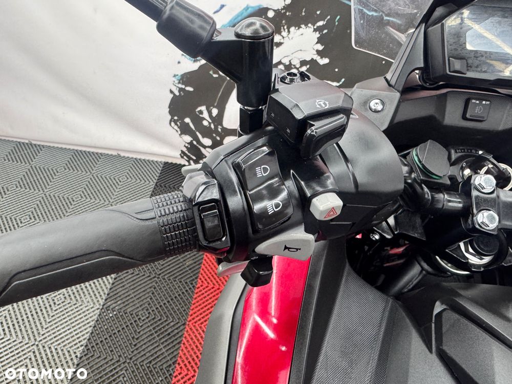 Honda NC - 22