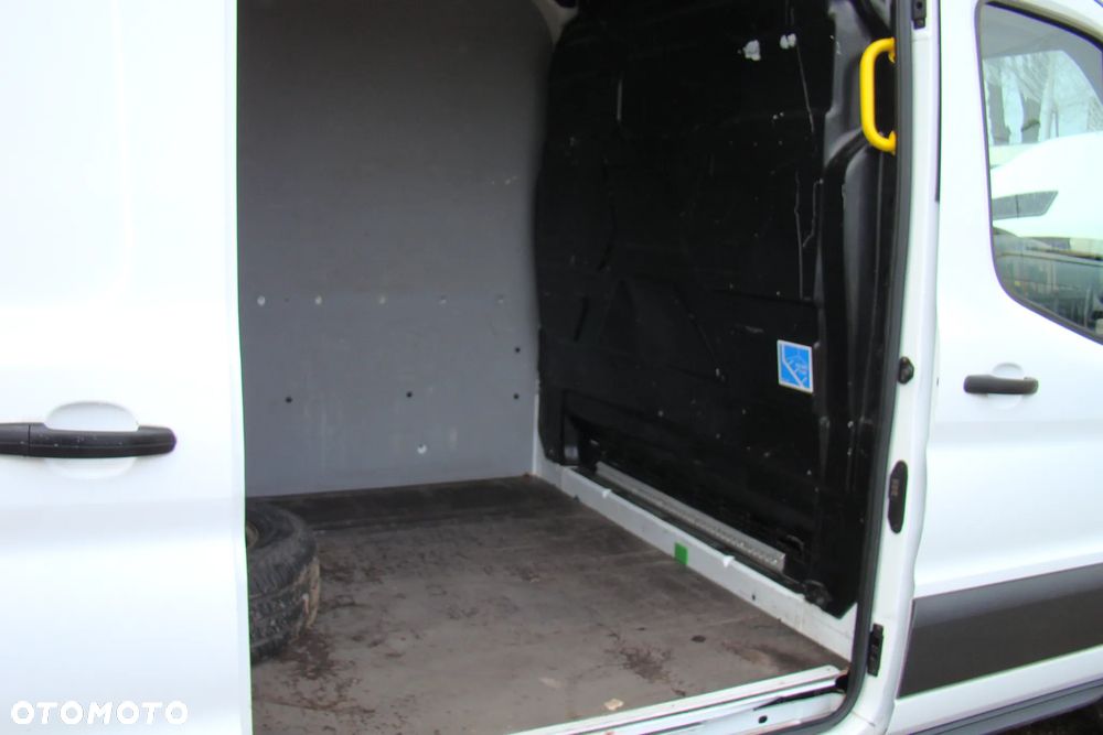 Ford TRANSIT - 21