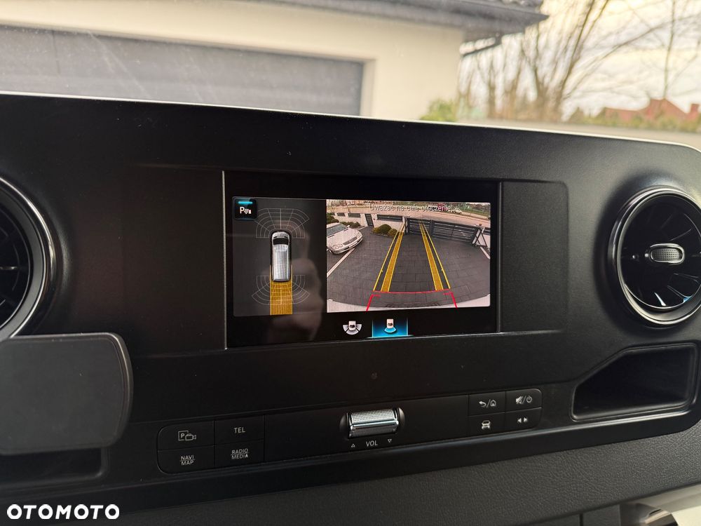 Mercedes-Benz Sprinter 316 - 23