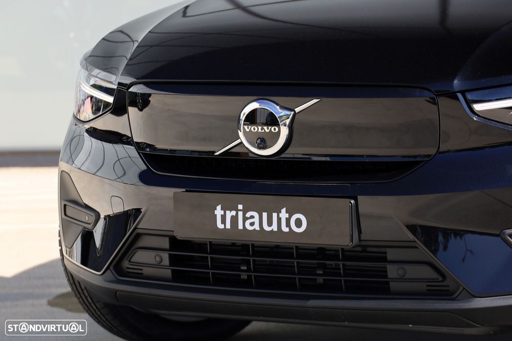 Volvo EX40 82 kWh Single Motor Extended Range Core - 29