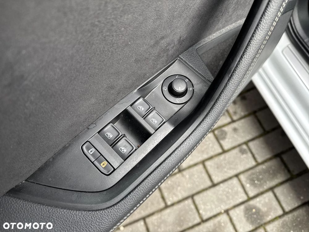 Skoda Superb 1.5 TSI Sportline DSG - 16