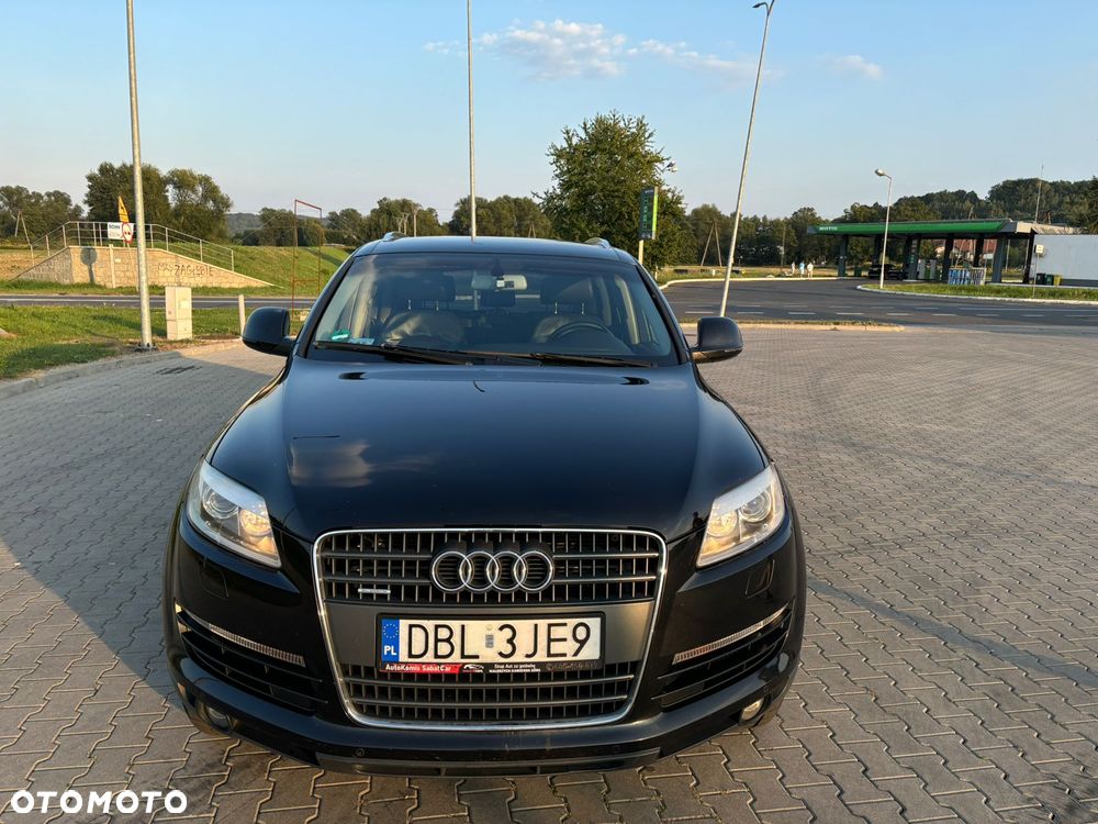 Audi Q7 - 3