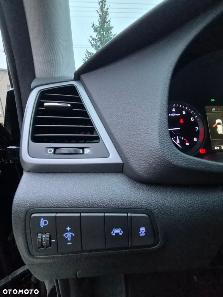 Hyundai Tucson blue 1.6 GDi 2WD Navi - 28