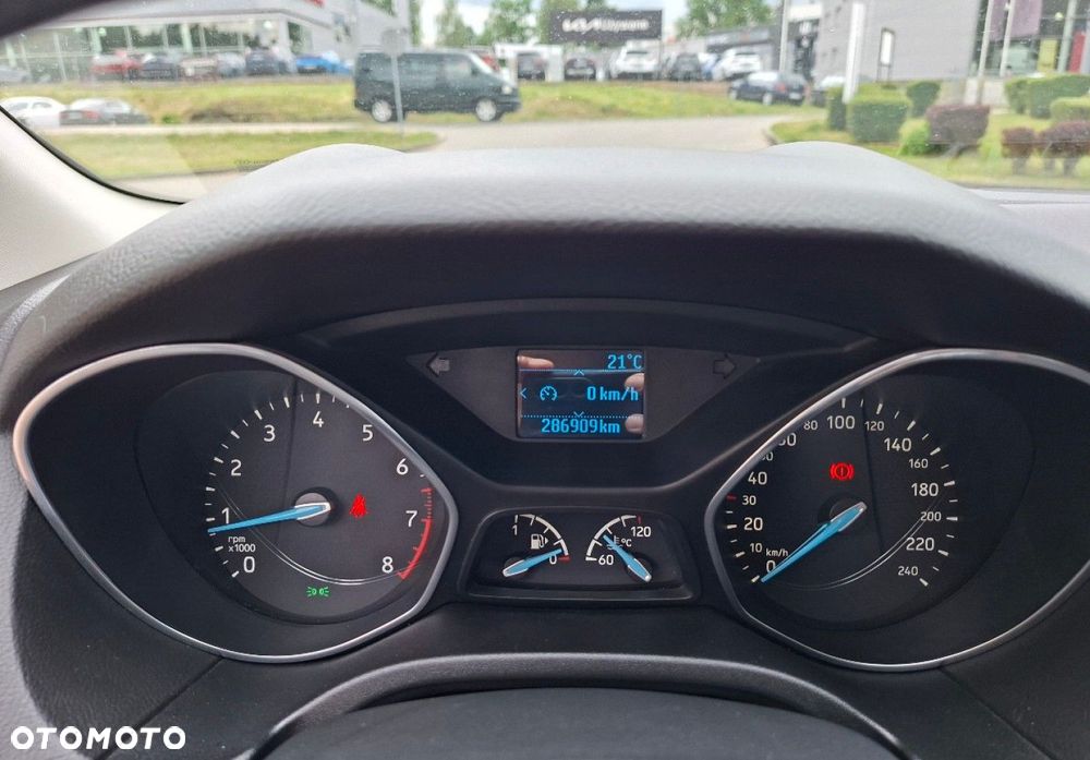 Ford Focus - 26