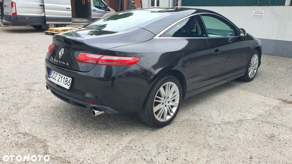 Renault Laguna 2.0 dCi Monaco GP2 - 15