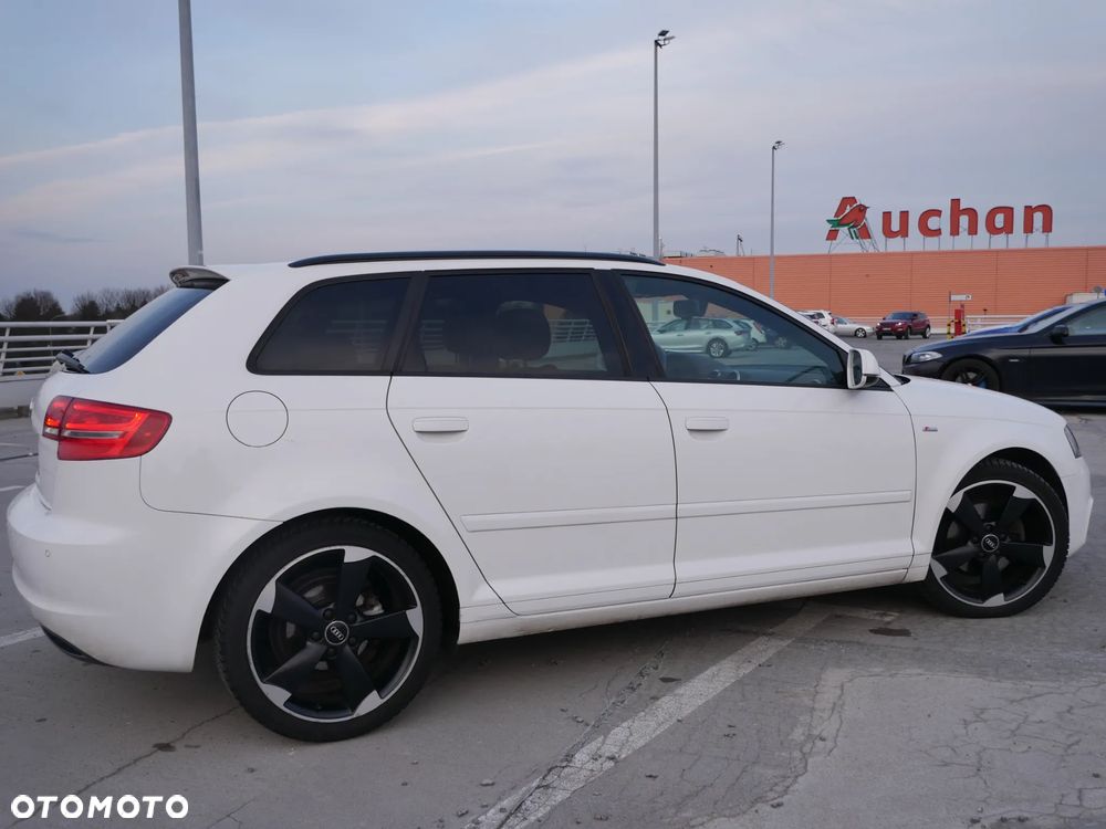 Audi A3 Sportback 1.4 TFSI S line Sportpaket (plus) - 9