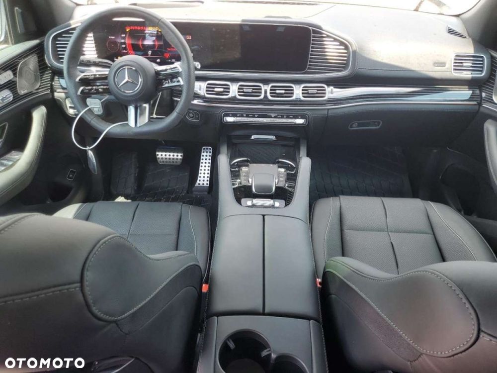 Mercedes-Benz GLS - 9