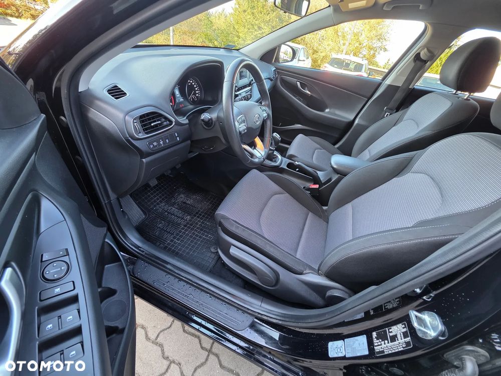 Hyundai i30 1.5 DPI Modern - 6
