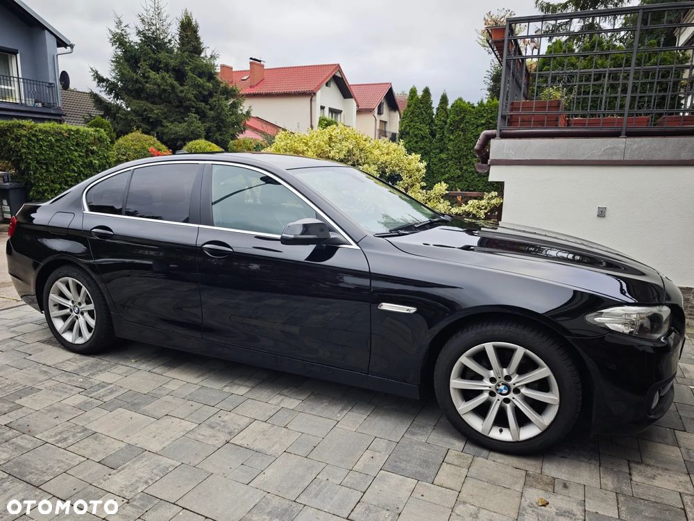 BMW Seria 5 520d xDrive - 5