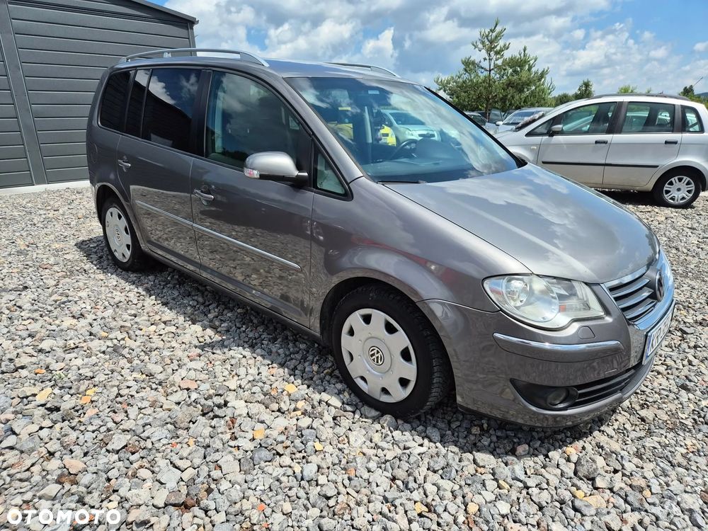 Volkswagen Touran 2.0 TDI DPF Highline DSG - 7