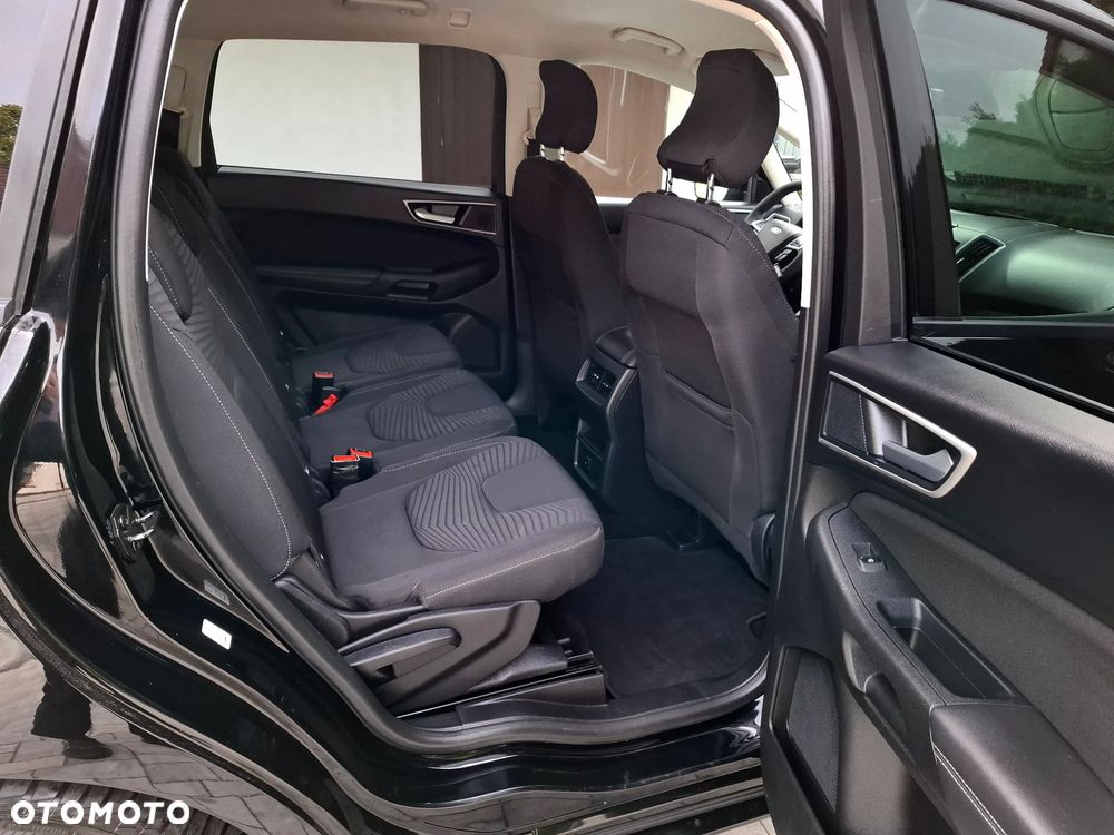 Ford S-Max - 15